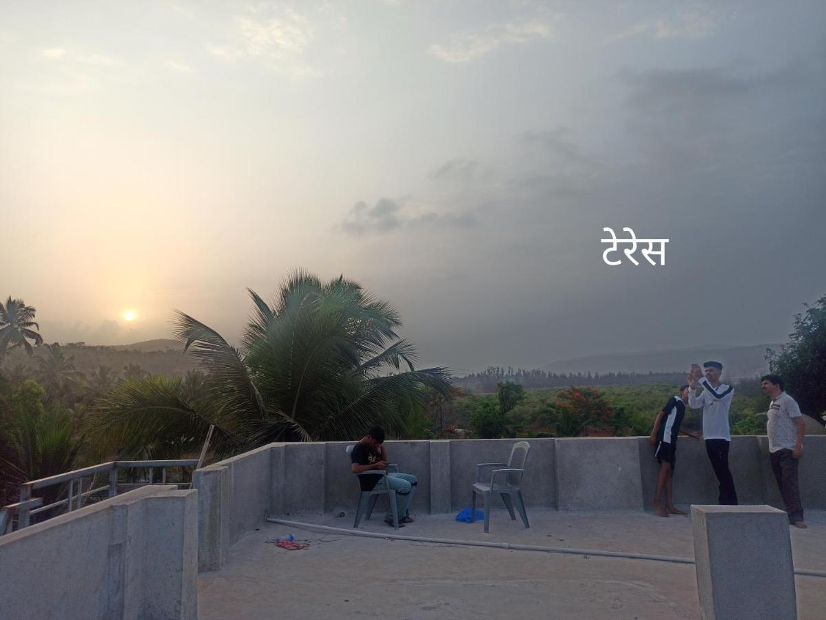 Priyansh Home Stay Harihareshwar Exterior foto